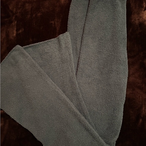 Victoria's Secret Teal loungewear set - Picture 6 of 8